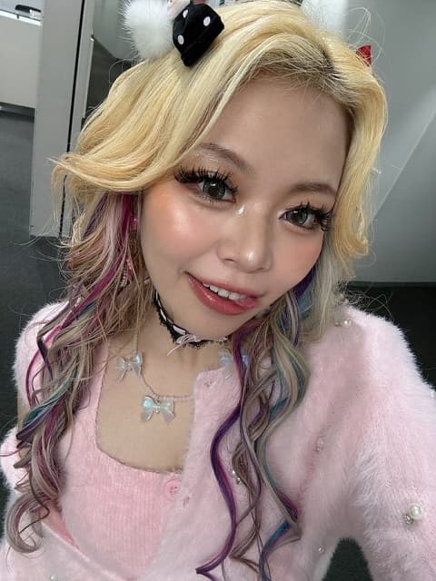 「最高可愛いです～」エルフ 荒川がアイドル顔負けの激カワショットを投稿