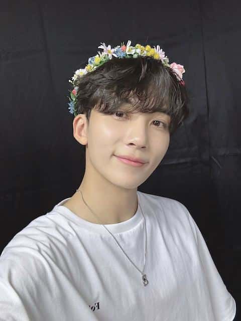 SEVENTEEN・ジョンハンが可愛すぎる自撮りを公開👼💐