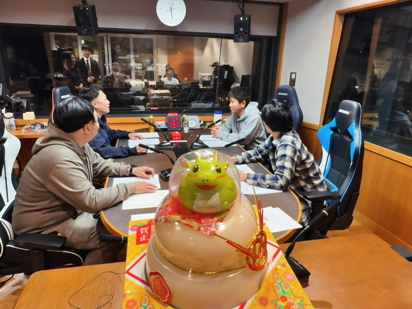 相方・松本人志の活動休止を受けて注目が集まる浜田雅功、ラジオで語ったことは...