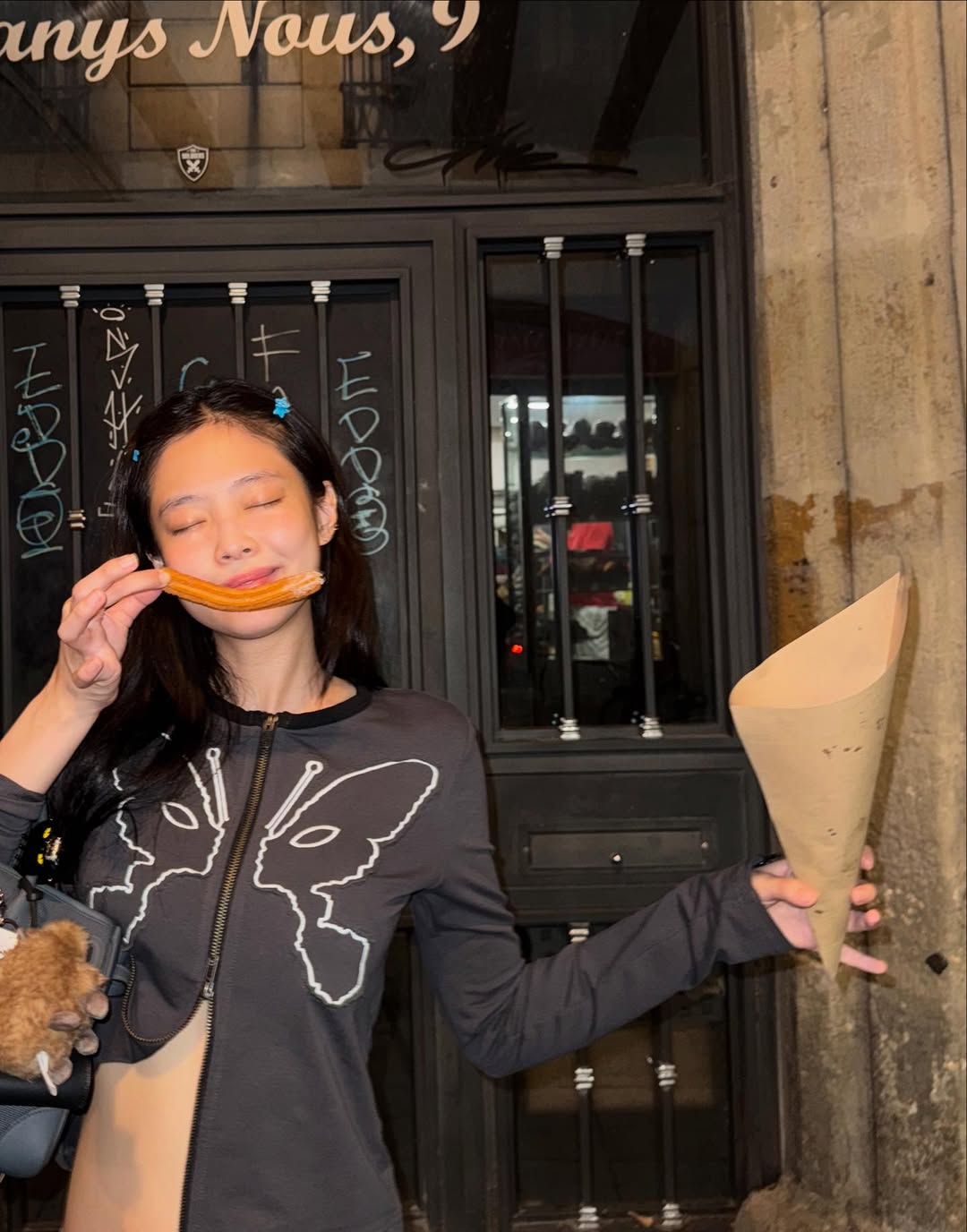 BLACKPINK・ジェニーがバルセロナ公演も大成功で「Te amo Barcelona」