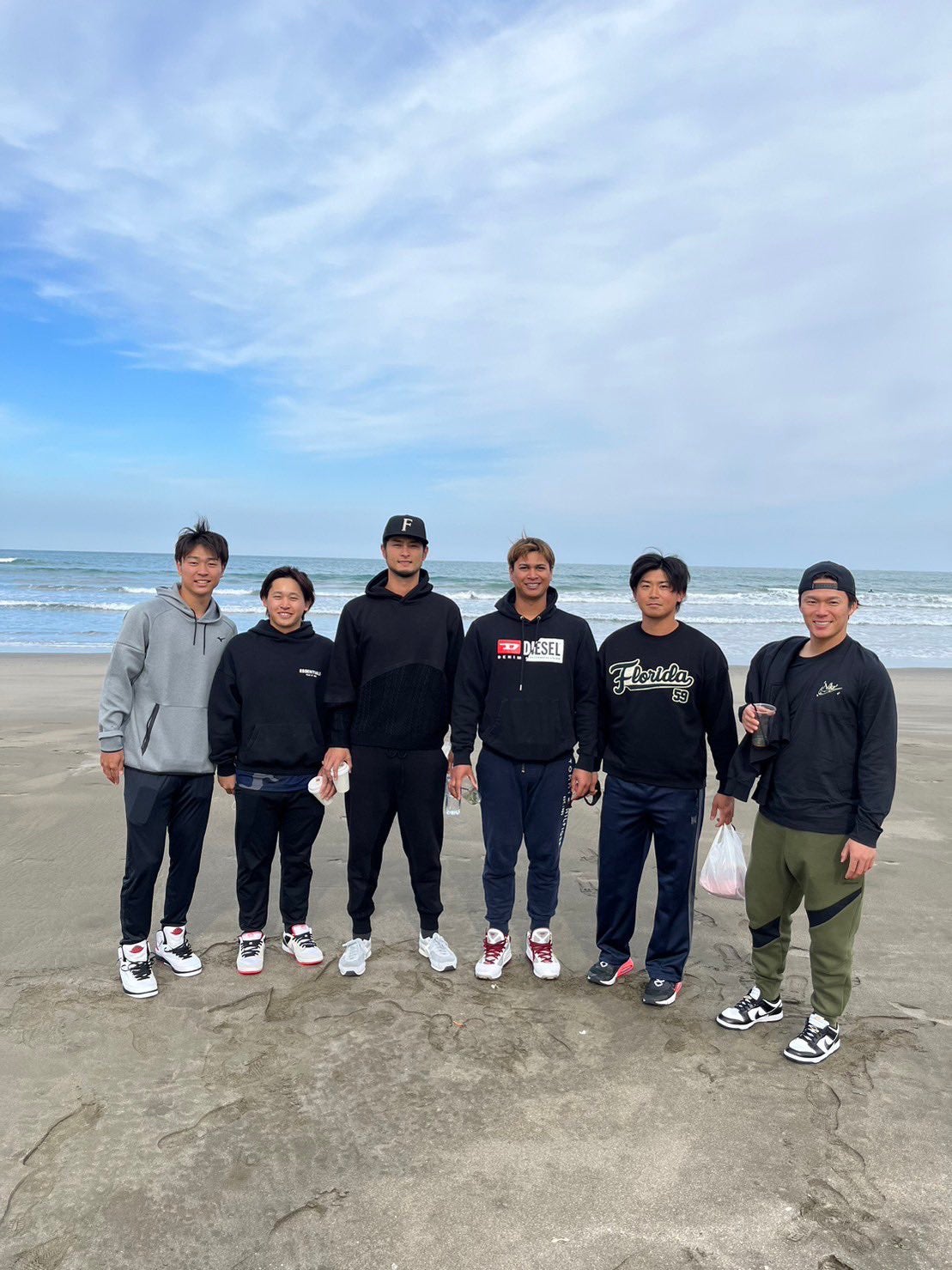 【WBC】「これが日本を背負う男たち…！」キャンプ休日にスワンボートデート🦢💗