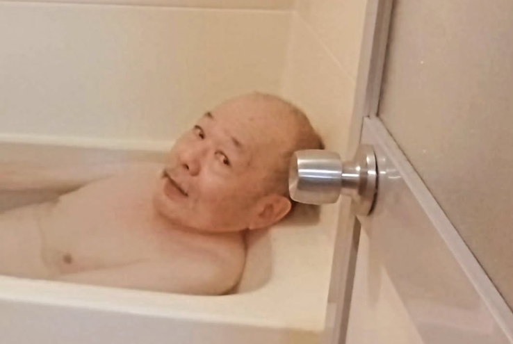 チャンス大城、“クリスタル大坪”とお風呂コラボ？ほっこりSHOT披露