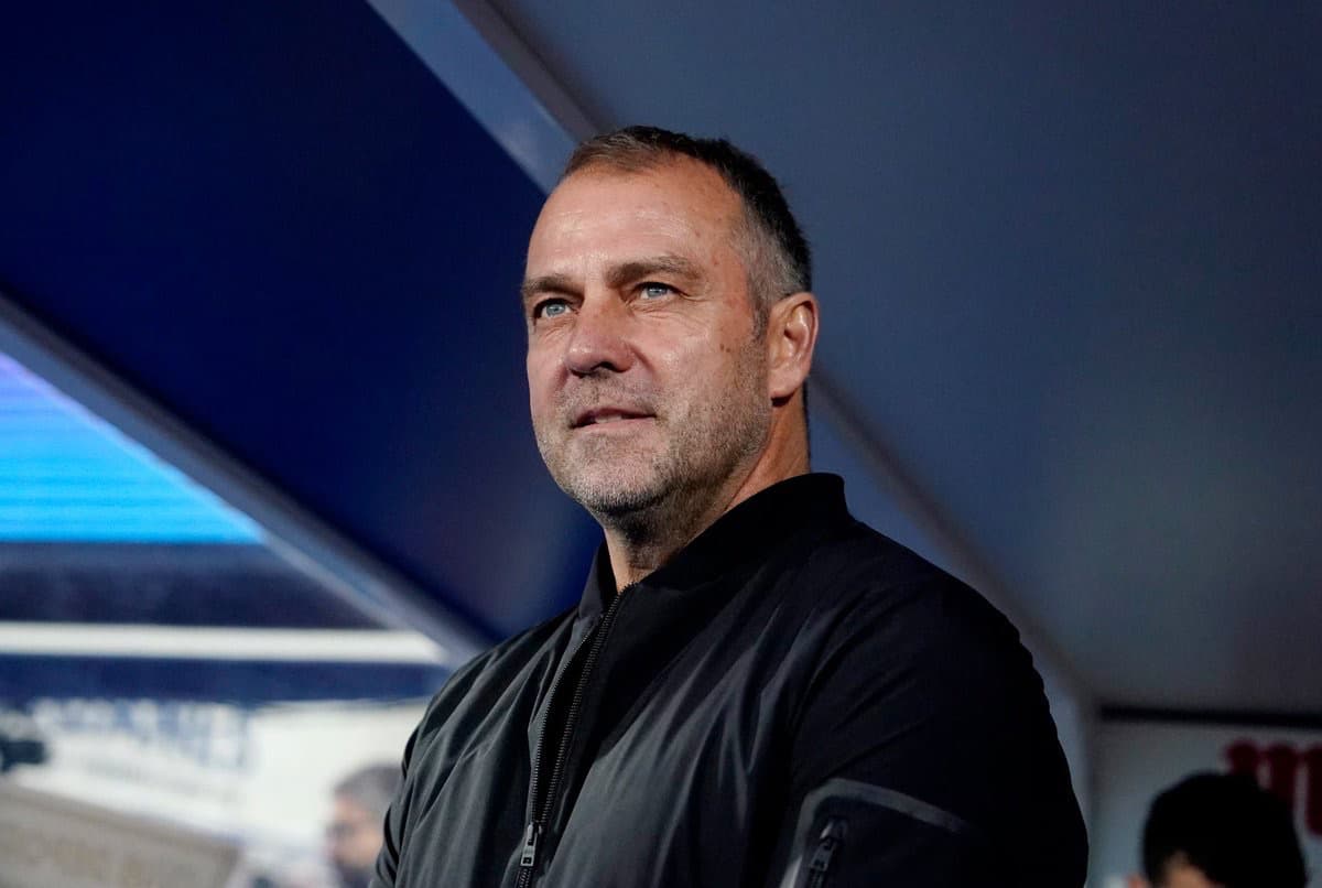 バルサ指揮官フリック、イニゴ退団後のCB補強に否定的見解