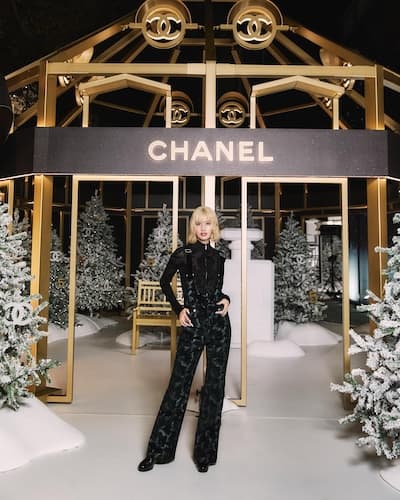 橋本愛 金髪姿を初公開「金髪似合いすぎてます」