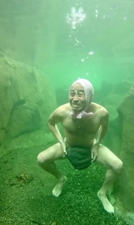 「リアル?AI?」ワッキーの謎動画に、ネットざわつく