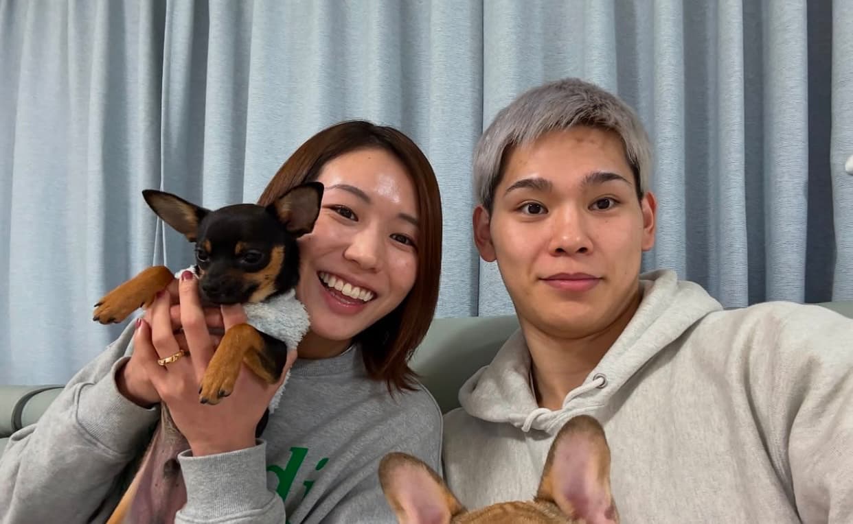 西田有志＆古賀紗理那夫婦、クリスマス家族ショットに「目が見るからに幸せそう〜」と話題に！