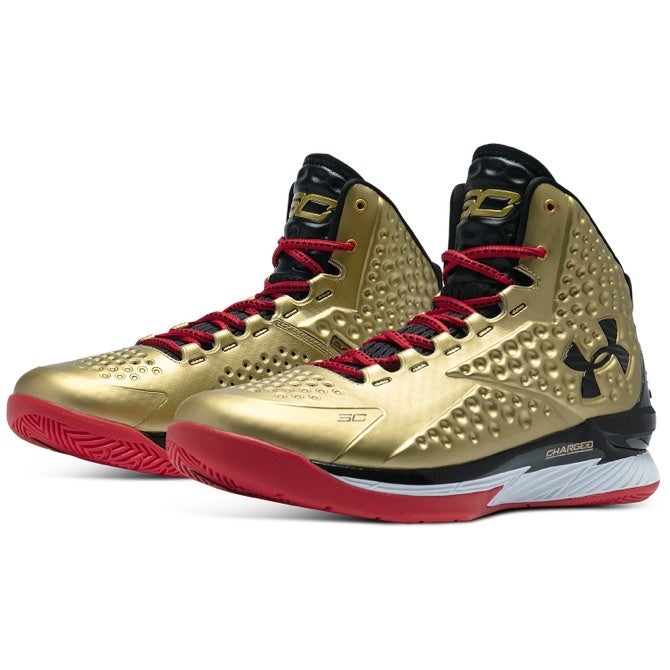 アンダーアーマー 復刻モデル「カリー１」の第6弾カラー「ネイションズ ファイネスト」を12月24日に発売