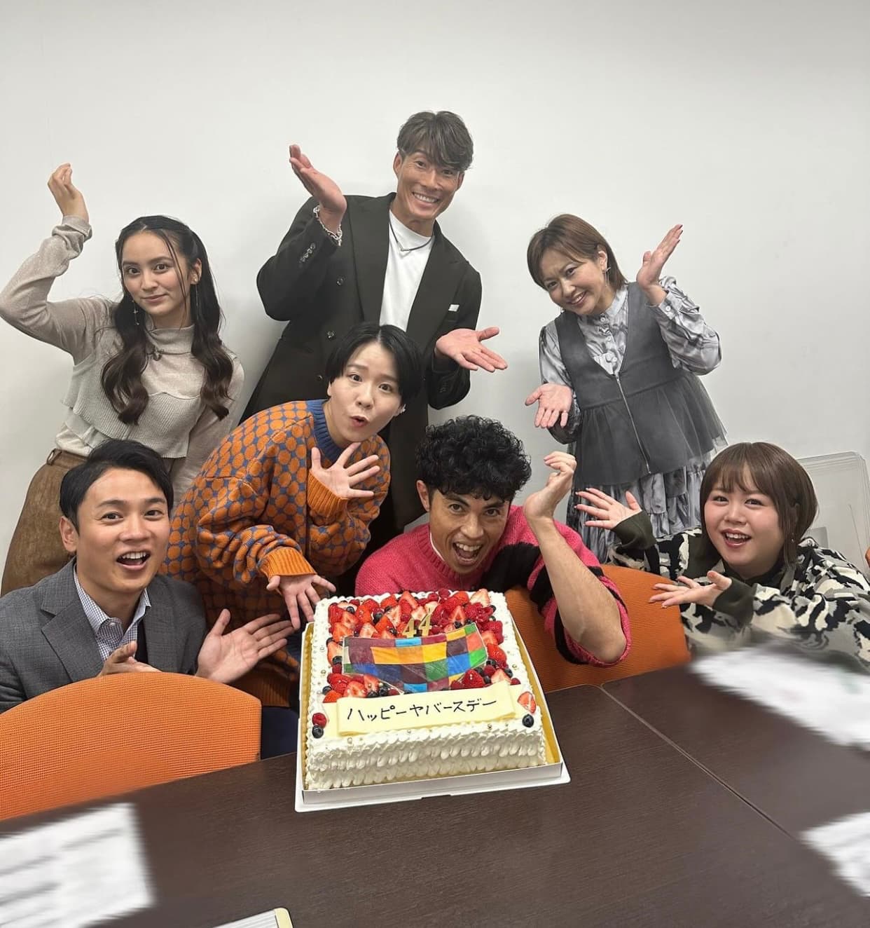 小島よしお 「おかえりでサプライズハッピーヤしてもらいました」