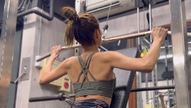 「背中がカッコよすぎる…」熊切あさ美、トレーニング動画公開に称賛の嵐