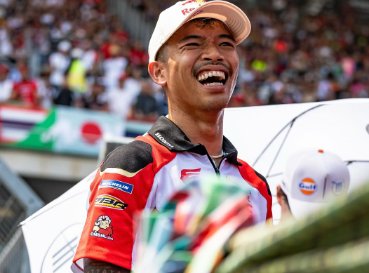 「未公開ショット解禁」LCRチームが“SC35”チャントラの表情を一挙公開！タイGP初日の裏側とは？