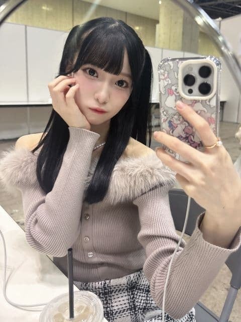 ≒JOY 山田杏佳、ツーショット撮影会でファンとの交流を満喫「対面イベント、やっぱりだいすき」