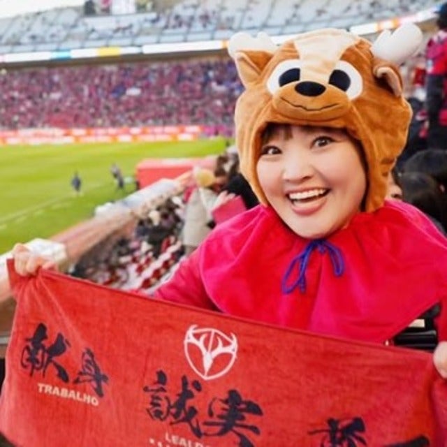 柳原可奈子が家族で鹿島アントラーズを応援！