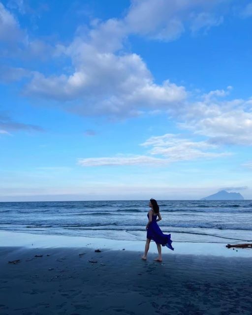 モー娘。'24石田 亜佑美の「ロイヤルブルー」な写真集カットが話題！