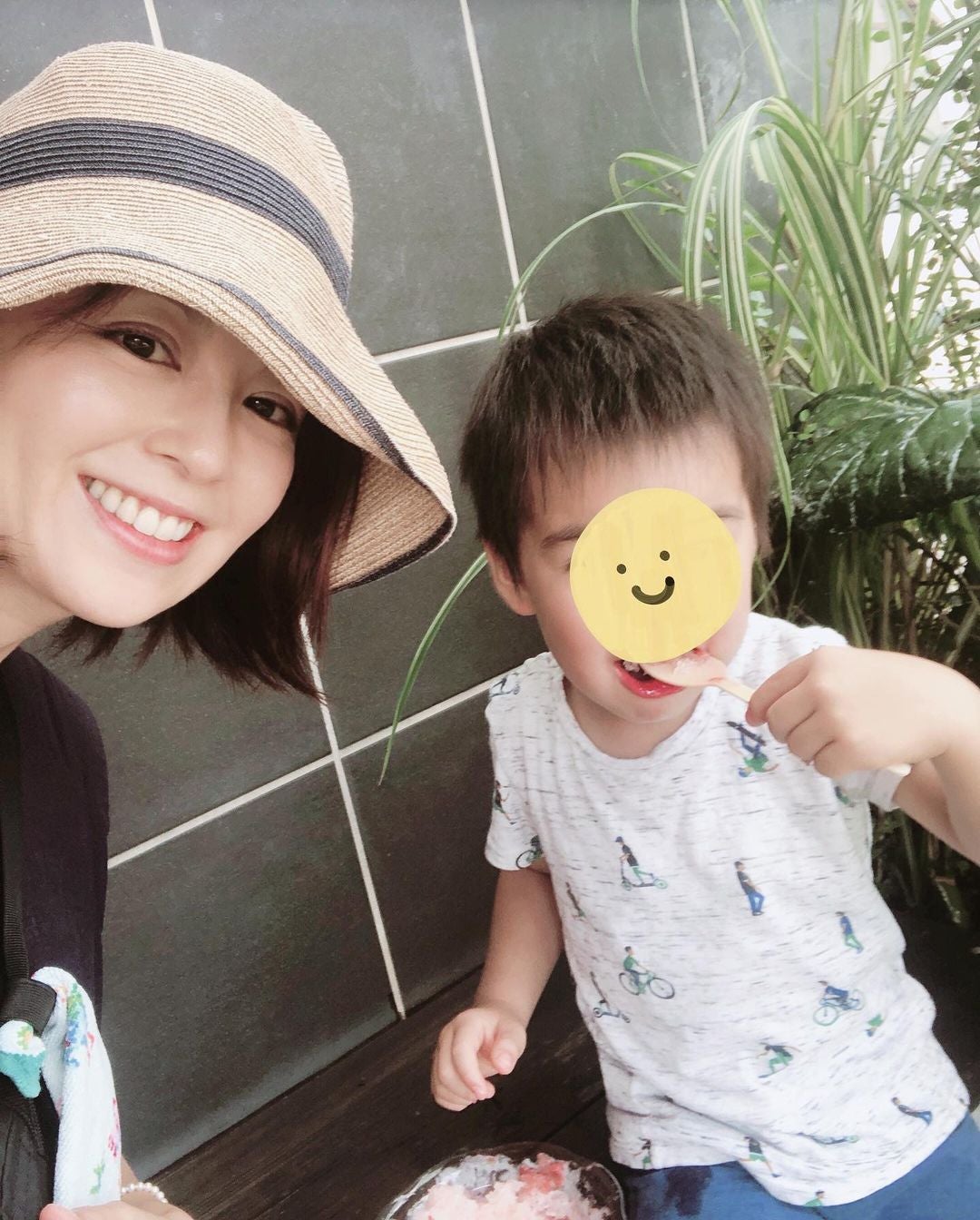 「美味しいそう😊」夏満喫🍧🍹元フジテレビアナ・中野美奈子さんが息子との2Sを公開🌈