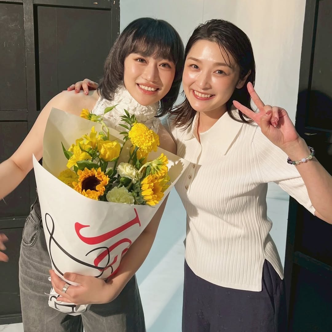 石川梨華、たまたま同じ撮影スタジオでお仕事していた〇〇とのツーショットを公開「りかりか強すぎる」