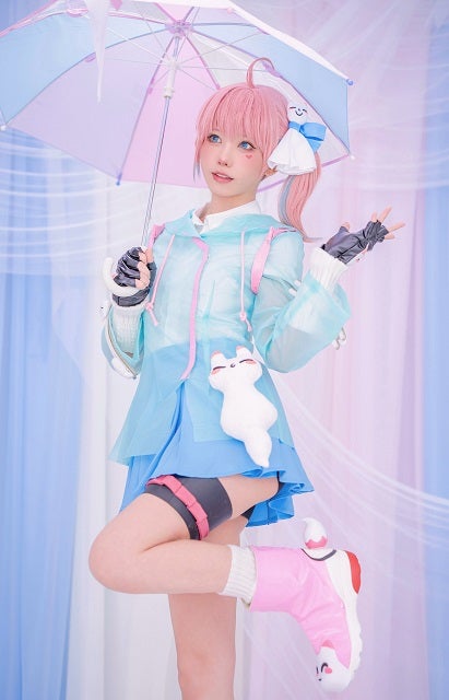 「完成度の高さにビビる」えなこがあのアクションゲームキャラのコスプレを披露！安定のハイクオリティと可愛さでファン魅了