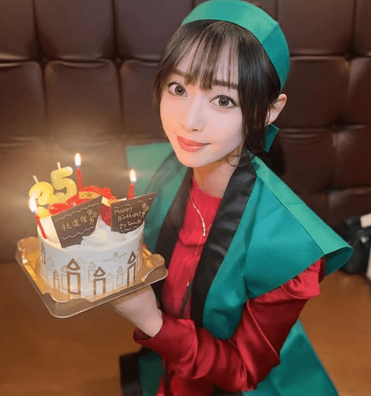 「現役レースクイーンに還暦祝いとな！？」話題のサーキット姫・林紗久羅、誕生日に”そんなご無体な・ショット”を披露し大反響！