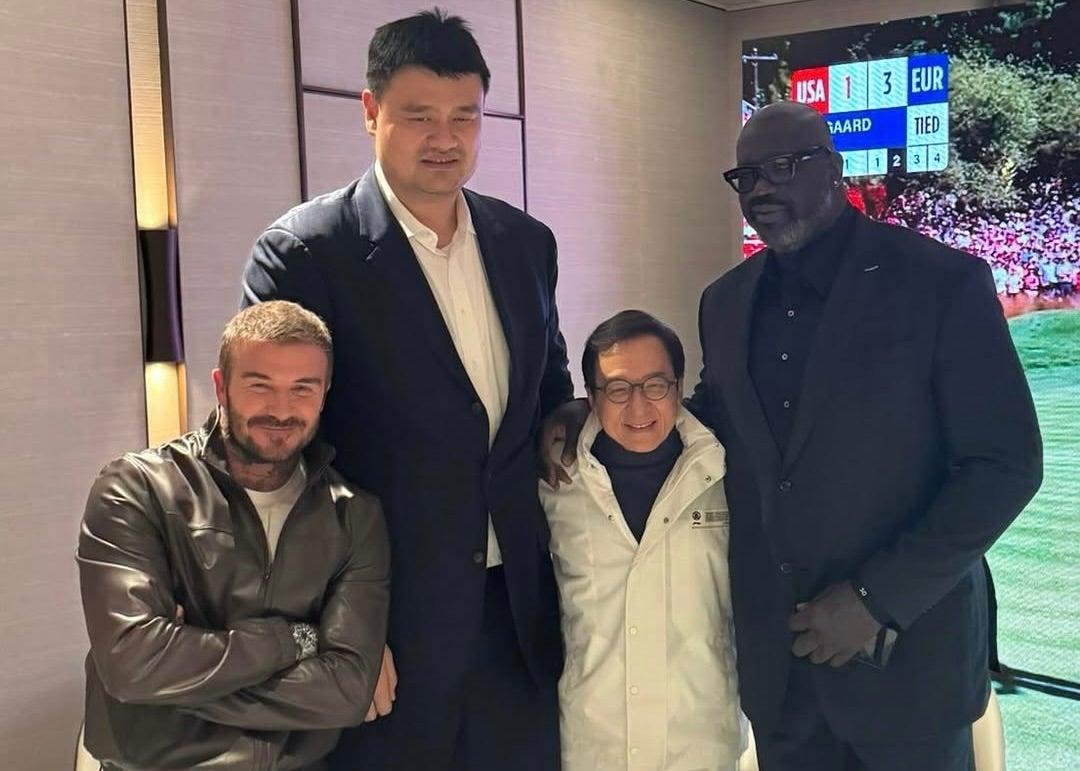 ベッカムがまるで子供！？世界のレジェンドとの豪華4ショット公開