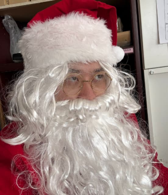 エハラマサヒロ、息子の幼稚園でサンタクロースになるも誰かわからないくらいリアルすぎる！