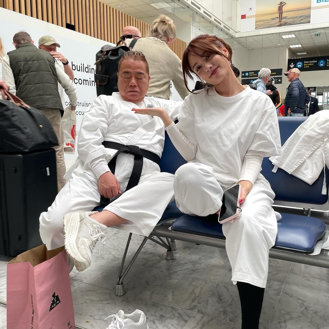 イッテQ公式が大公開！あの人気パパラッチコンビのオフショットが尊すぎると話題に