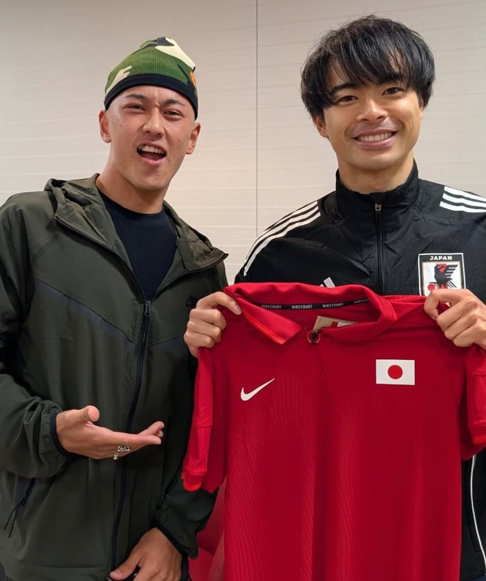 「これは永久保存版です♡」三笘薫＆小田凱人、2ショットにファン歓喜！