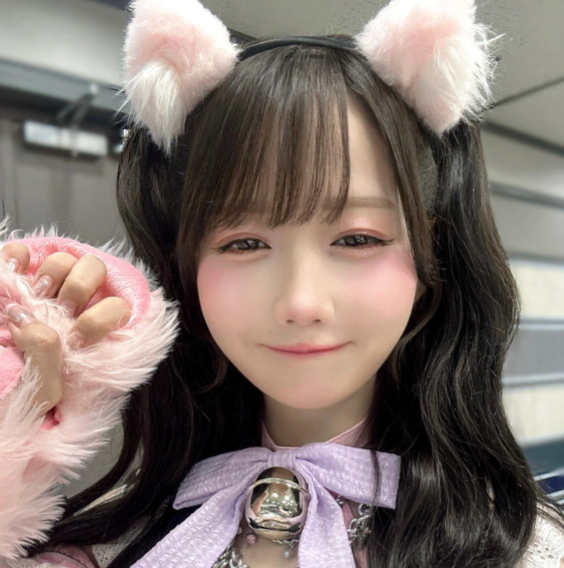 「可愛すぎて反則！」大谷映美里が“猫耳コーデ”でファン悶絶！詰め合わせショットに「生きる希望」の声も