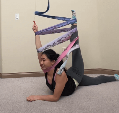 「ああ、君は最高だよ」美女新体操選手、リボン縛りのユニーク絶技が話題に！海外ファンも大集結「すごくクールです」