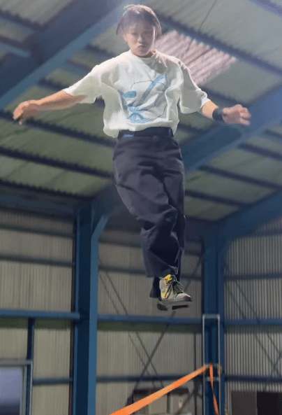 「うますぎて言うことない」女子スラックライダー・竹部茉桜、ニューコンボ・ダブルバックの披露にファン拍手喝采！「ドキドキナイスです」