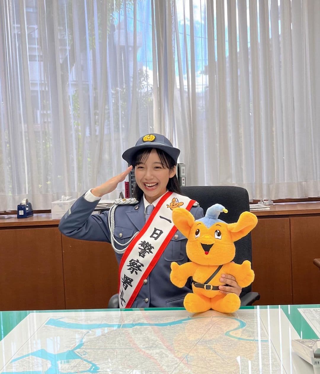 「制服姿カッコ良かった」山之内すず、一日〇〇で終始ニコニコ！