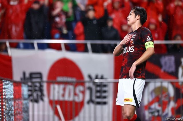 浦和レッズ新主将 伊藤敦樹 「覚悟、責任、誇りを持って闘います。」