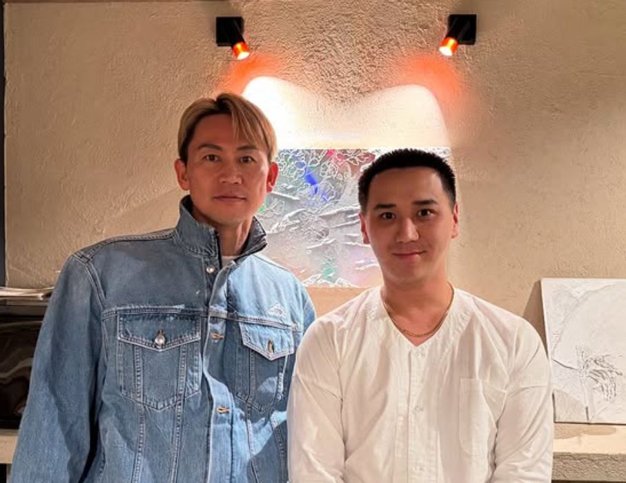 割烹こめをが1周年！ブレイキングダウンの人気選手、萩原裕介が2ショット公開