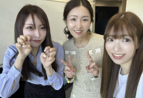 進藤もも、新登場の虎と社長たちと贅沢なスリーショット！「可愛すぎる！」