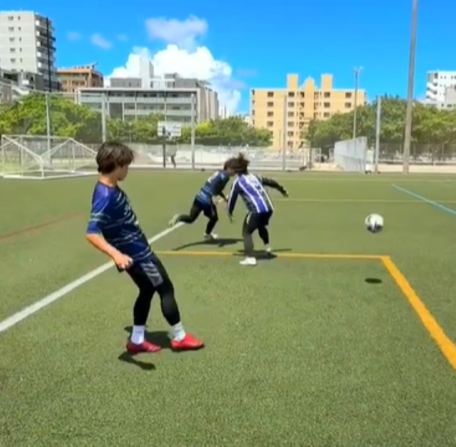 サイドバックはこうやって使え！レガテドリブル塾・Takuyaのパス講座が分かりやすすぎる！