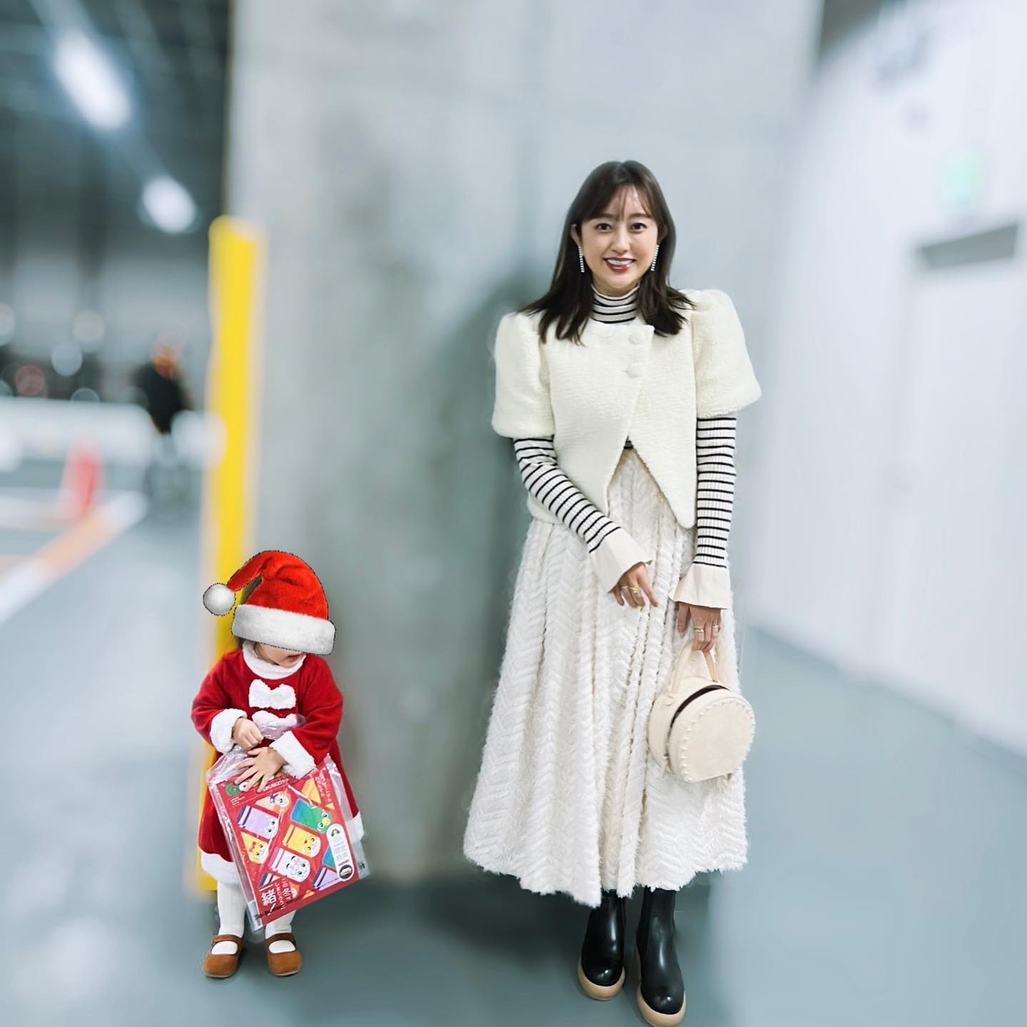 菊地亜美がクリスマスの家族幸せショットを公開🎄