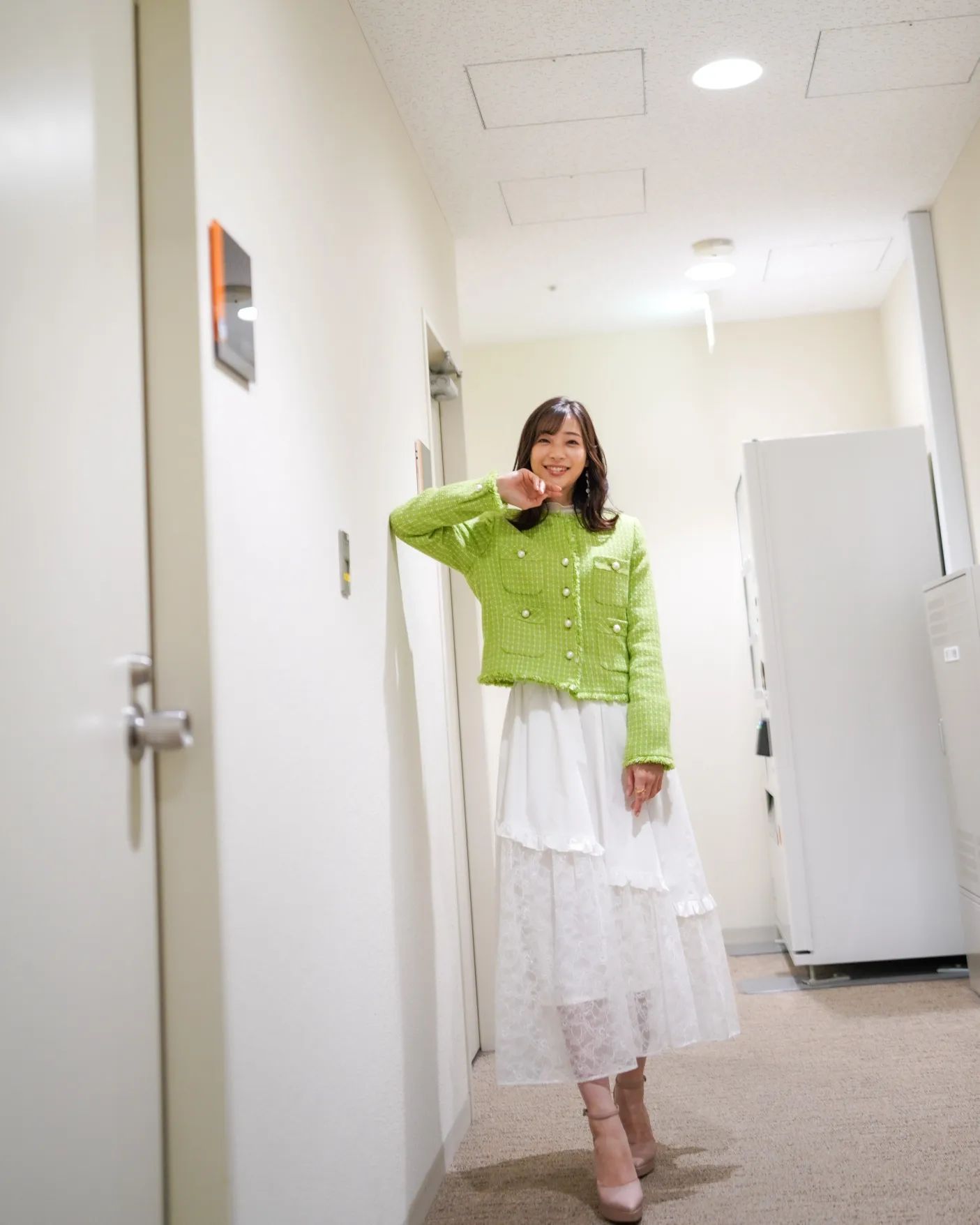 足立梨花の爽やかショットにファン「春にピッタリ😍綺麗」