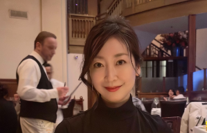 黒川智花、NYの有名ステーキハウスを満喫！絶品グルメに舌鼓