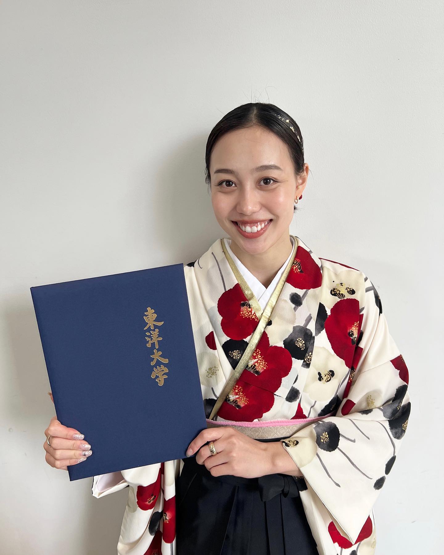 今井月、大学卒業🎓🌸学長賞を受賞✨