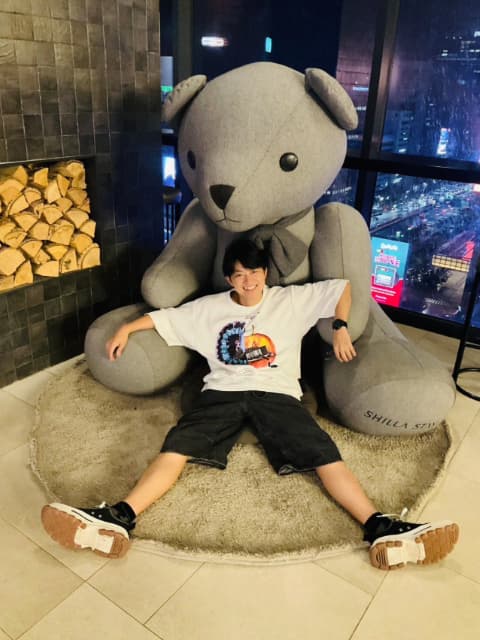 「明日、頑張るぞ〜っ！！」声優・下野紘が韓国に到着！意気込みを見せる