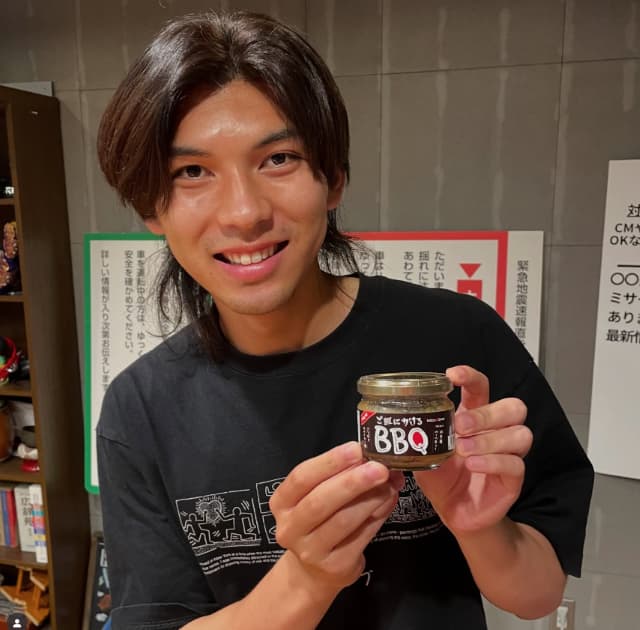 「高木選手にお渡しさせて頂きました」ペナルティヒデが清水エスパルスの高木選手へ渡したものとは