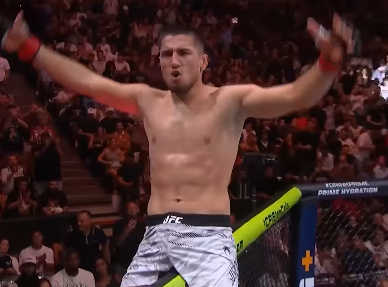 UFC デビュー1週間で記録更新！驚異の新星がシーズン9を席巻