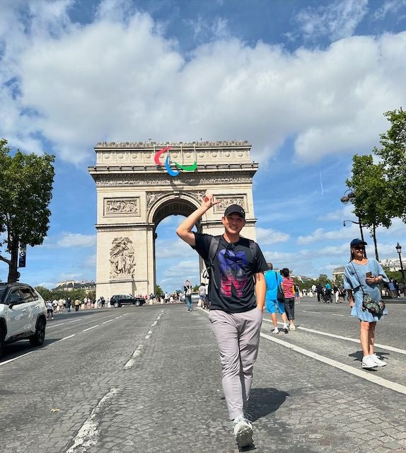 「初めての欧州大興奮でした‼️」オリンピック観戦が話題の元プロ野球選手がフランスを堪能