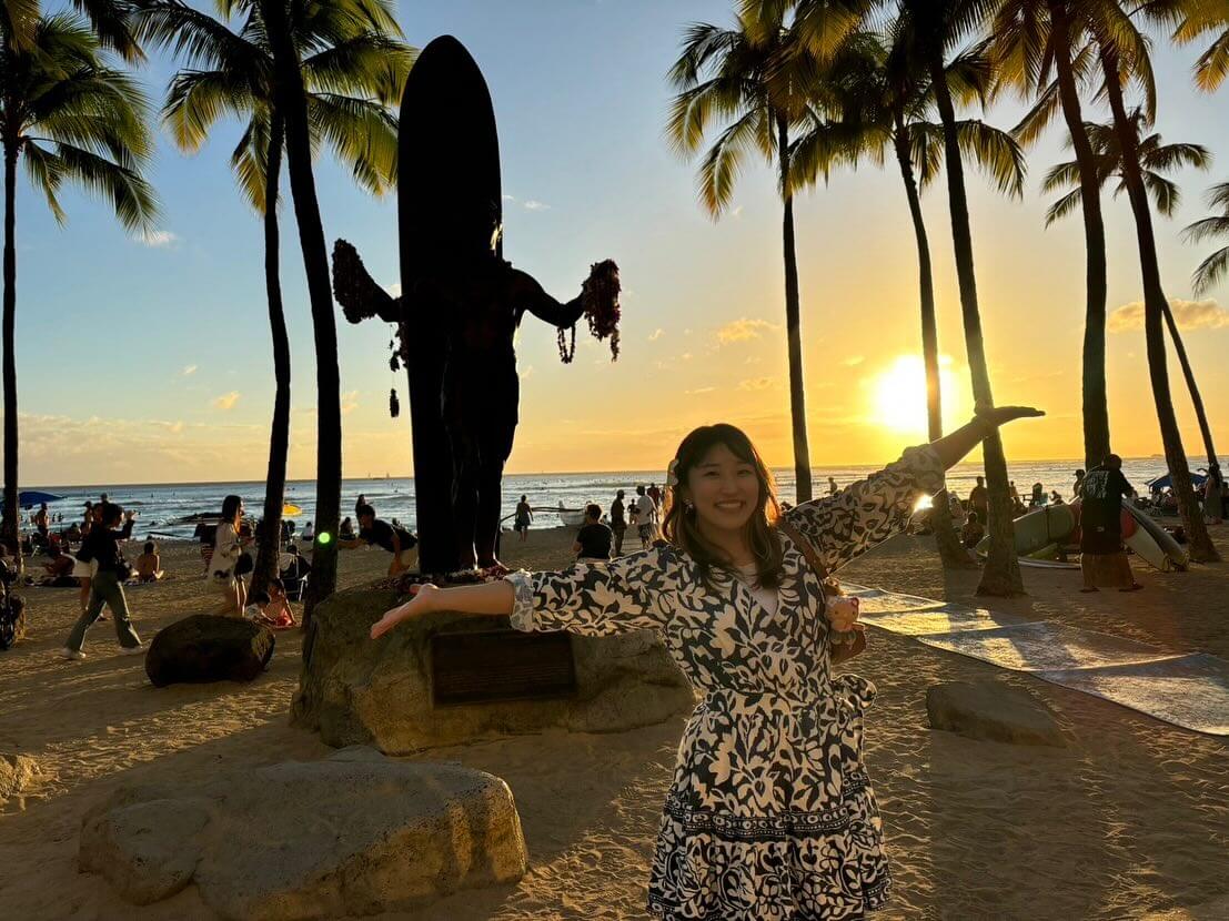 須﨑優衣、夏の思い出としてハワイを満喫した写真を公開！変わらない笑顔にファンもほっこり...