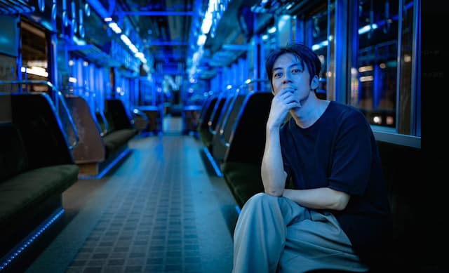 西野亮廣が電車の中で泥酔！？