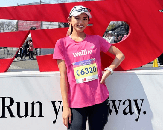 「女性だけが駆け抜ける特別な日！」美女トレーナー、ウィメンズマラソンでの美ショットを披露！ファン歓喜「いい笑顔、美しい」