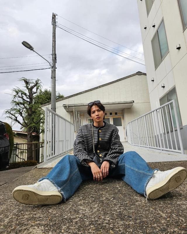 志尊淳が抜群のファッションセンスを披露❗️懐かしの場所を訪れる✨