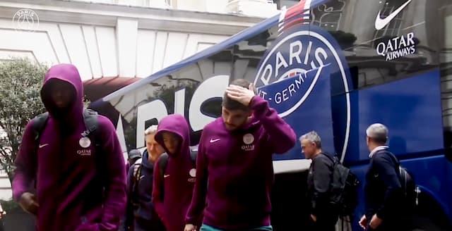 PSG 敵地ロンドン入りの様子を公開！