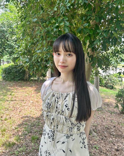 女優・水瀬紗彩耶「清楚なオフショ」が可愛すぎると話題！