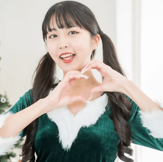 「とってもお綺麗で…」人気レースクイーン、”ドリル・ツインテール”のハートショットが可愛すぎと話題に！