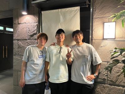 「フロンターレファミリー最高」セルティック旗手が旧友達とオフを満喫