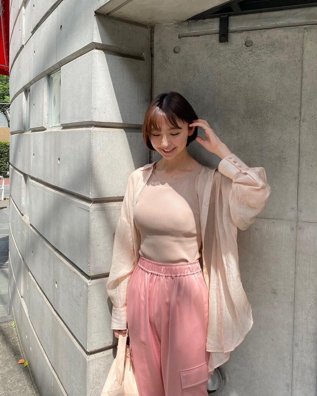 「マリコ様めっちゃ可愛いです😍」篠田麻里子さんのピンクコーデにファン大絶賛💕